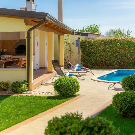 Zara By Interhome Tatil Evi