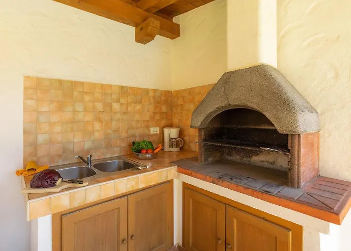 Zara By Interhome Tatil Evi Pula