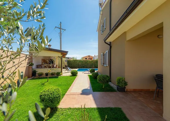 Zara By Interhome Tatil Evi Pula